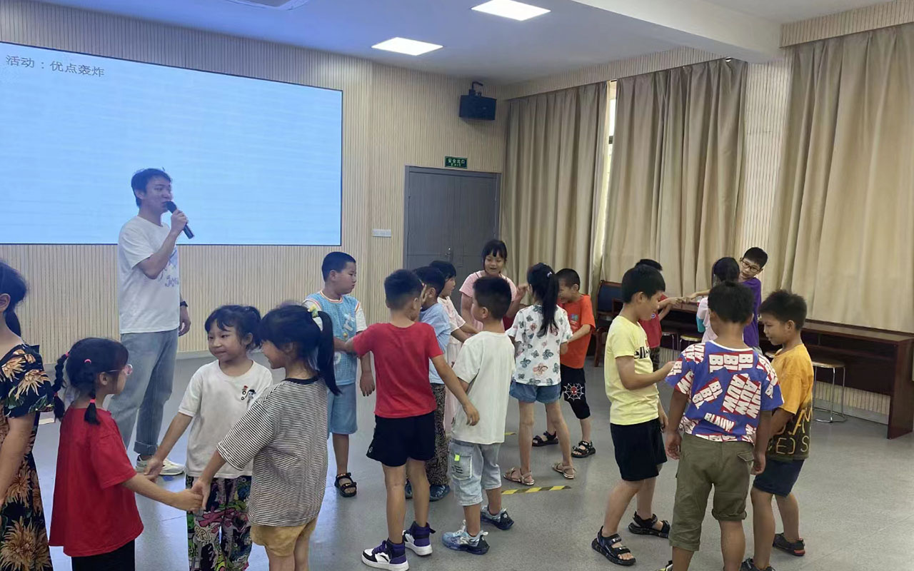 道里龙观乡中心学校